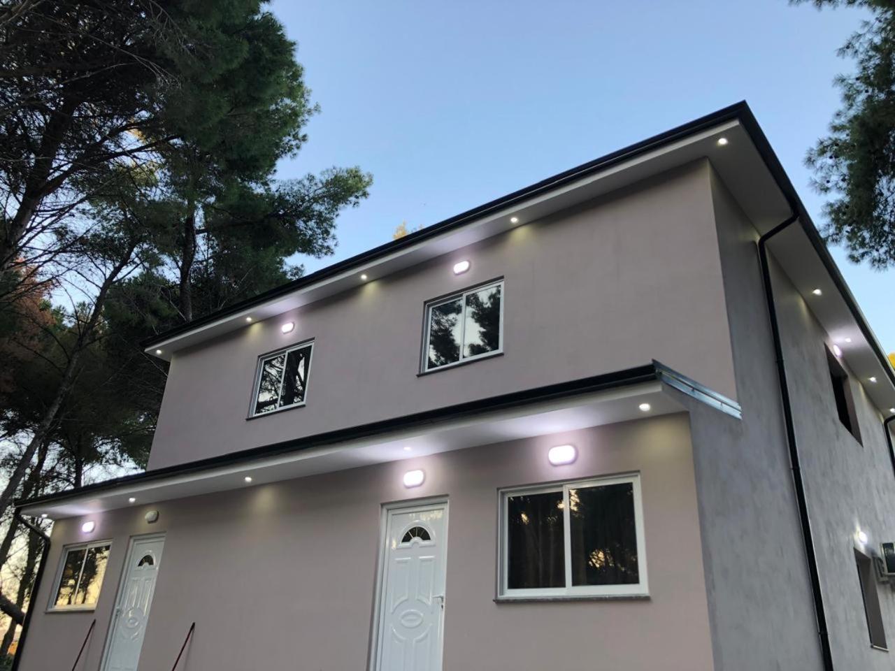 Vila Topi Vlorë Exteriér fotografie
